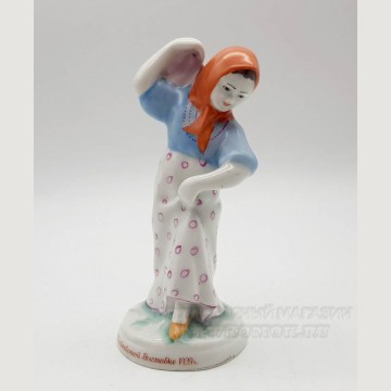 Фарфоровая статуэтка "Танцующая девочка". Дулево. 1939 г. 
