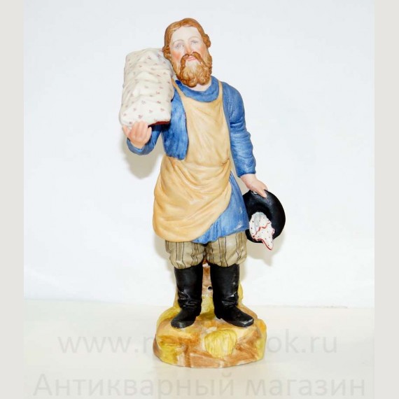 Статуэтка "Продавец пирогов". Современный повтор скульптуры Фабрики Гарднера.