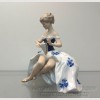 Фарфоровая статуэтка "Девушка с веером". Германия. Wallendorf.