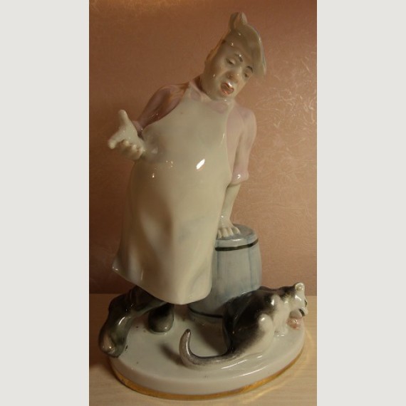 Фарфоровая статуэтка повар и кот