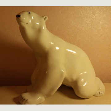 Фарфоровая статуэтка "Белый медведь". ЛФЗ. 